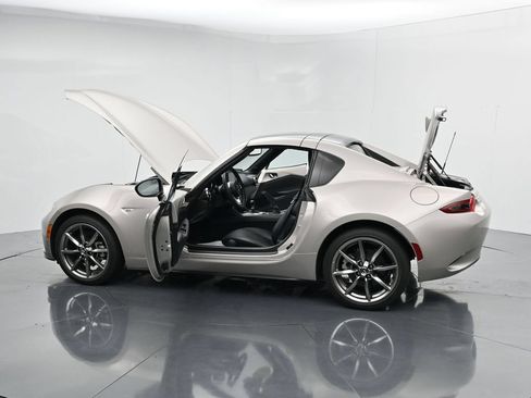 Used 2022 MAZDA MX-5 Miata RF Grand Touring w/ Weather Package RWD image 37