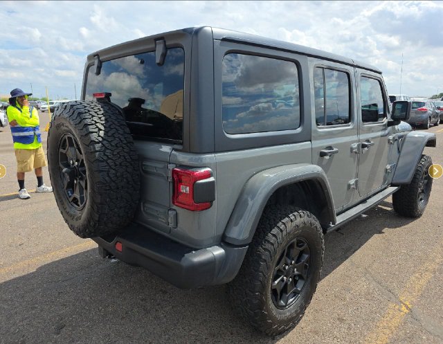 Used 2023 Jeep Wrangler Unlimited Rubicon 4xe AWD/4WD image 4
