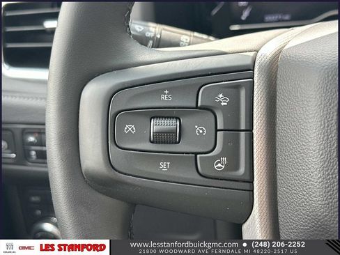 Used 2024 GMC Yukon Denali AWD/4WD image 25