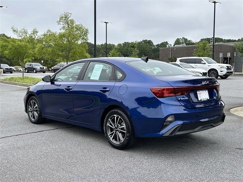 Used 2022 Kia Forte LXS image 6