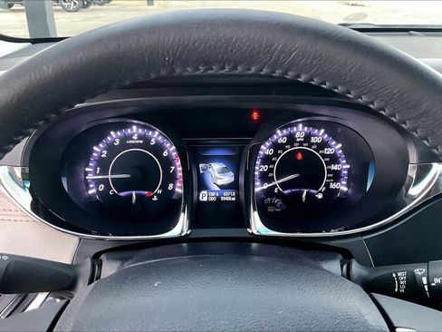 Used 2014 Toyota Avalon XLE FWD image 25