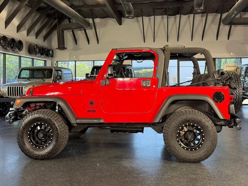 Used 2004 Jeep Wrangler X w/ Convenience Group AWD/4WD image 15