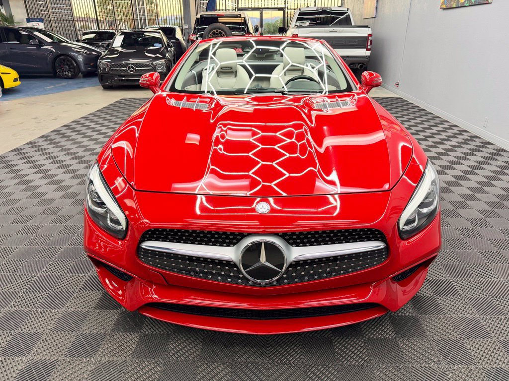 Used 2017 Mercedes-Benz SL 550 w/ Driver Assistance Package image 6