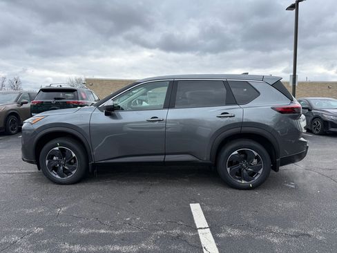 New 2026 Nissan Rogue SV w/ Cold Weather Package image 9