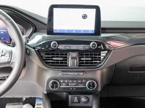 Used 2024 Ford Escape ST-Line image 20