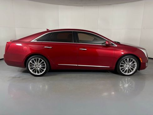 Used 2013 Cadillac XTS Platinum image 11
