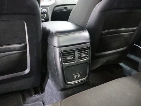 Used 2022 Dodge Charger R/T w/ Harman/Kardon Audio Group RWD image 35