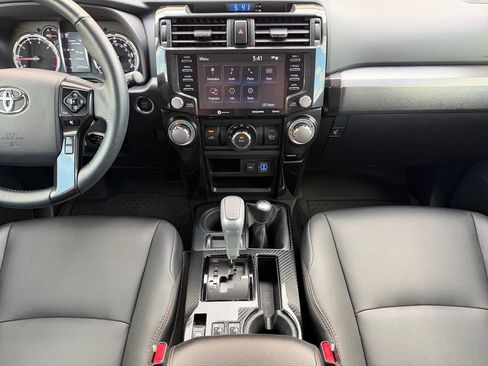 Used 2021 Toyota 4Runner TRD Off-Road Premium w/ Moonroof Package AWD/4WD image 28