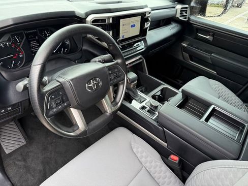 Used 2025 Toyota Tundra SR5 image 12