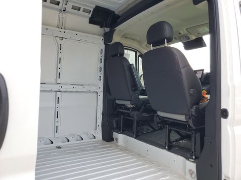 Used 2025 RAM ProMaster 1500 w/ Premium Convenience Group image 21