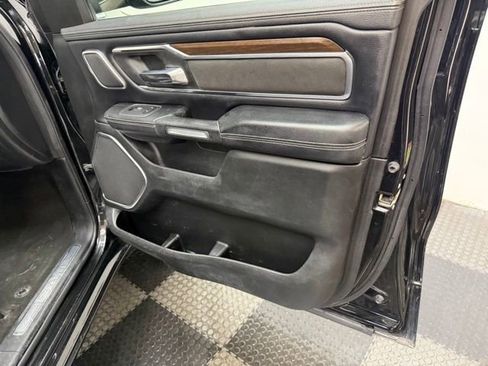 Used 2022 RAM 1500 Laramie AWD/4WD image 38