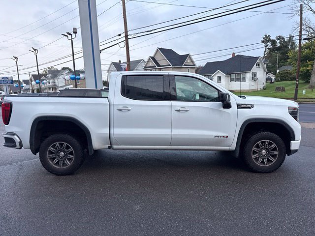 Used 2024 GMC Sierra 1500 AT4 w/ AT4 Preferred Package AWD/4WD image 5