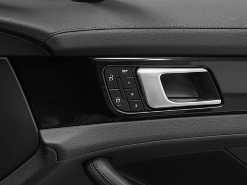 Certified 2023 Porsche Panamera AWD/4WD image 21