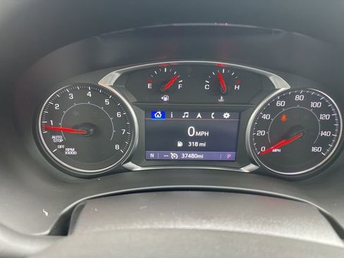 Used 2023 GMC Terrain SLT w/ Tech Package image 25