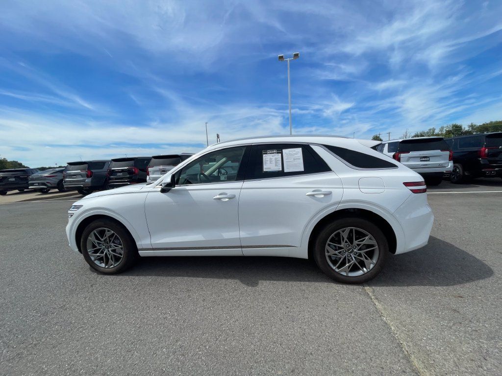 Used 2025 Genesis GV70 2.5T AWD/4WD image 9