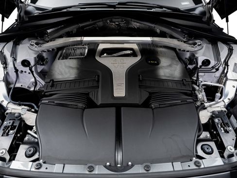 Used 2021 Aston Martin DBX AWD/4WD image 55