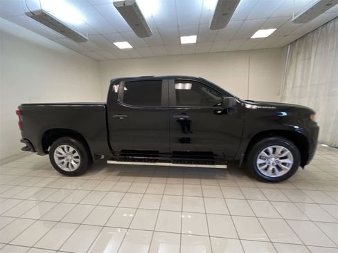 Used 2021 Chevrolet Silverado 1500 Custom image 21