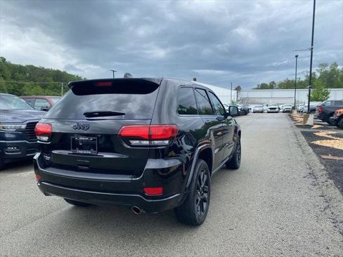 Certified 2020 Jeep Grand Cherokee Altitude AWD/4WD image 2