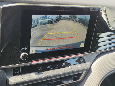 New 2026 Toyota Camry SE w/ Convenience Package FWD image 15