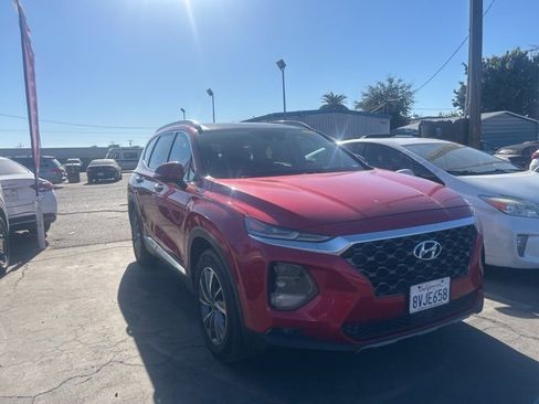 Used 2020 Hyundai Santa Fe SEL w/ Convenience + Premium Package image 2