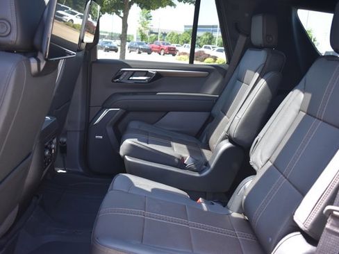 New 2026 Chevrolet Tahoe High Country AWD/4WD image 16