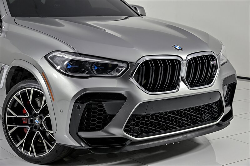 Used 2021 BMW X6 M w/ Executive Package AWD/4WD image 2
