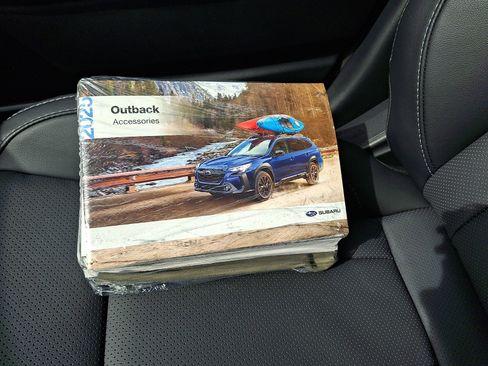 Certified 2025 Subaru Outback Limited image 27