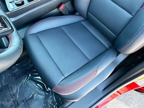 Used 2025 Chevrolet Equinox RS image 19