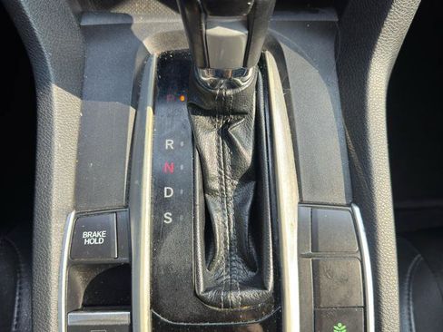 Used 2021 Honda Civic Sport image 16