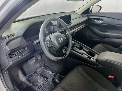 Used 2023 Honda Accord LX image 9