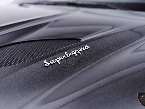 Used 2021 Aston Martin DBS Superleggera RWD image 23