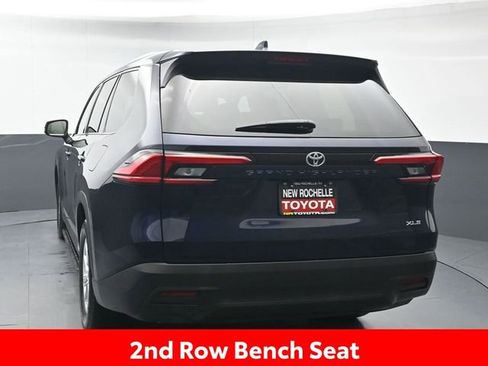 Certified 2024 Toyota Grand Highlander XLE image 5