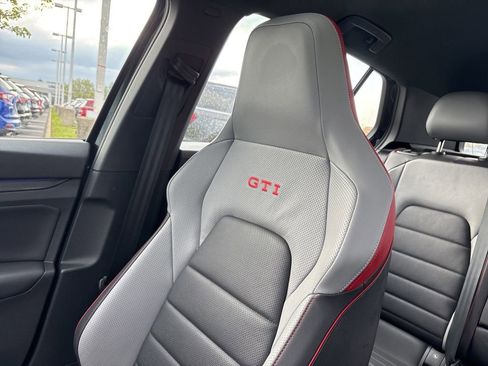 Used 2024 Volkswagen GTI SE image 15
