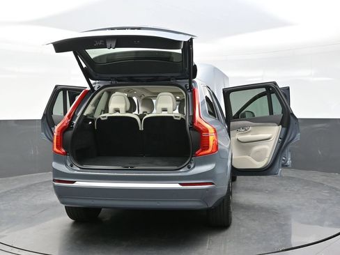 Used 2023 Volvo XC90 B5 Plus w/ Protection Package Premier AWD/4WD image 48
