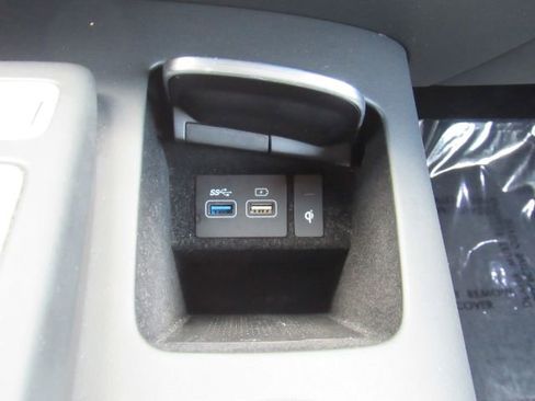 Used 2022 Genesis GV70 2.5T w/ Select Package image 55