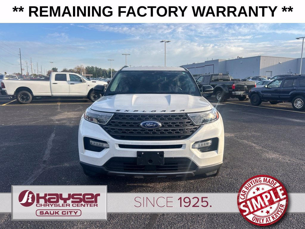 Used 2023 Ford Explorer XLT w/ Equipment Group 202A AWD/4WD image 3