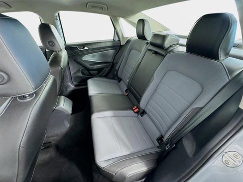 Used 2025 Volkswagen Jetta SE image 23