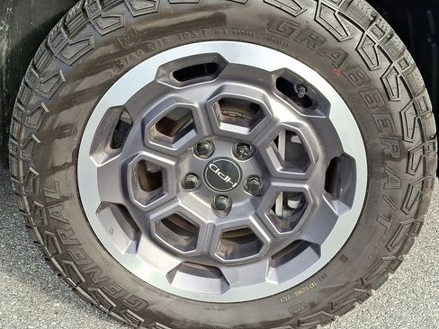 Certified 2024 Honda Ridgeline Sport image 8