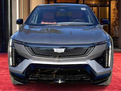 New 2026 Cadillac Optiq Sport 2 image 3
