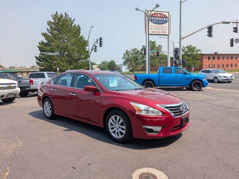 Used 2015 Nissan Altima 2.5 S w/ Power Driver Seat Package FWD image 1