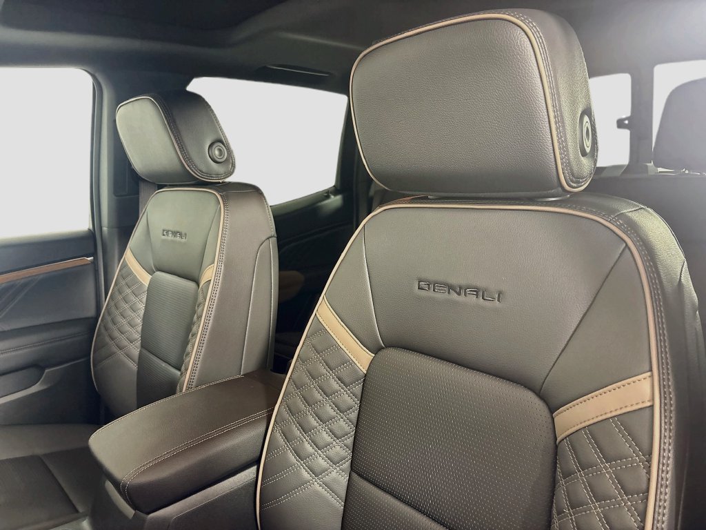 New 2026 GMC Canyon Denali AWD/4WD image 21