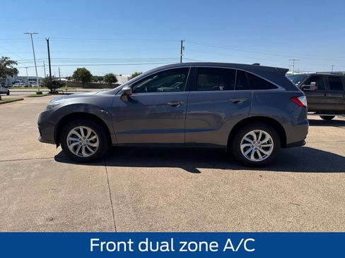 Used 2017 Acura RDX w/ Technology Package FWD image 4