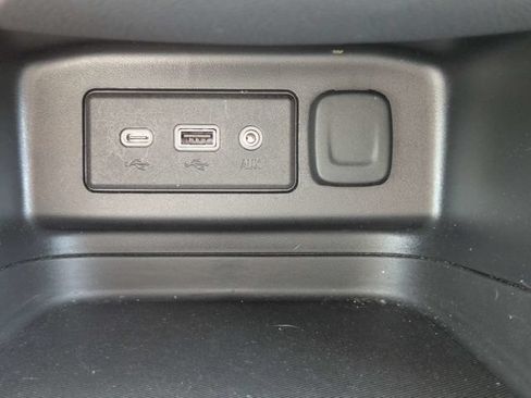 Used 2022 Chevrolet Equinox LT FWD image 23