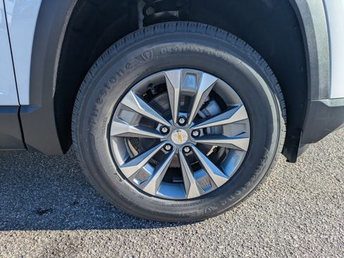 New 2026 Chevrolet Equinox LT FWD image 11