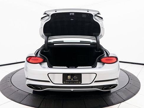 Used 2024 Bentley Continental GT image 23