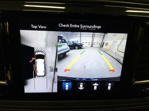 Used 2020 Chrysler Pacifica Limited w/ Advanced Safetytec Group image 21