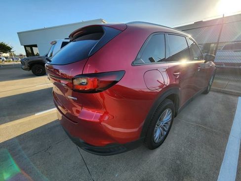 Used 2024 MAZDA CX-90 Plug-In Hybrid w/ Preferred AWD/4WD image 4