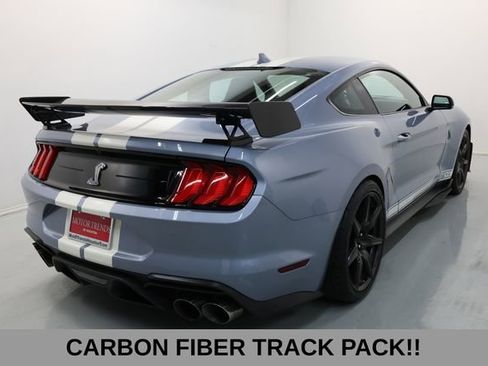 Used 2022 Ford Mustang Shelby GT500 w/ Carbon Fiber Track Pack RWD image 15