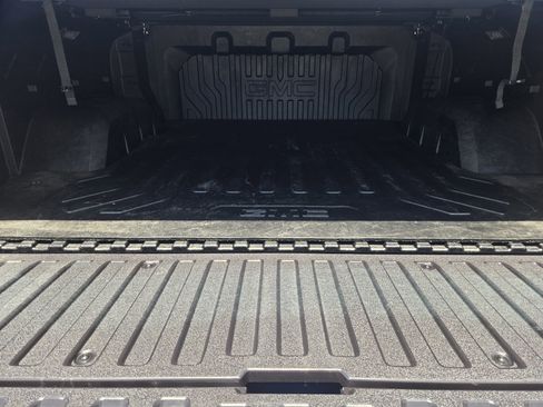 Used 2025 GMC Sierra 1500 Denali Ultimate AWD/4WD image 30