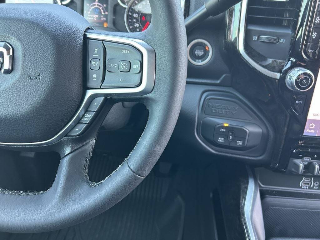 New 2025 RAM 2500 Big Horn AWD/4WD image 22